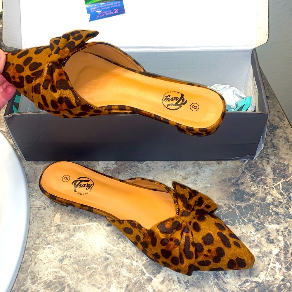 Leopard shoes